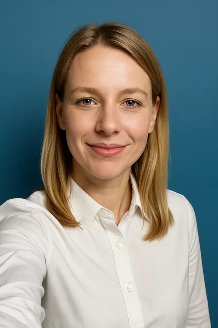 Tilted selfie picture on a tech resume